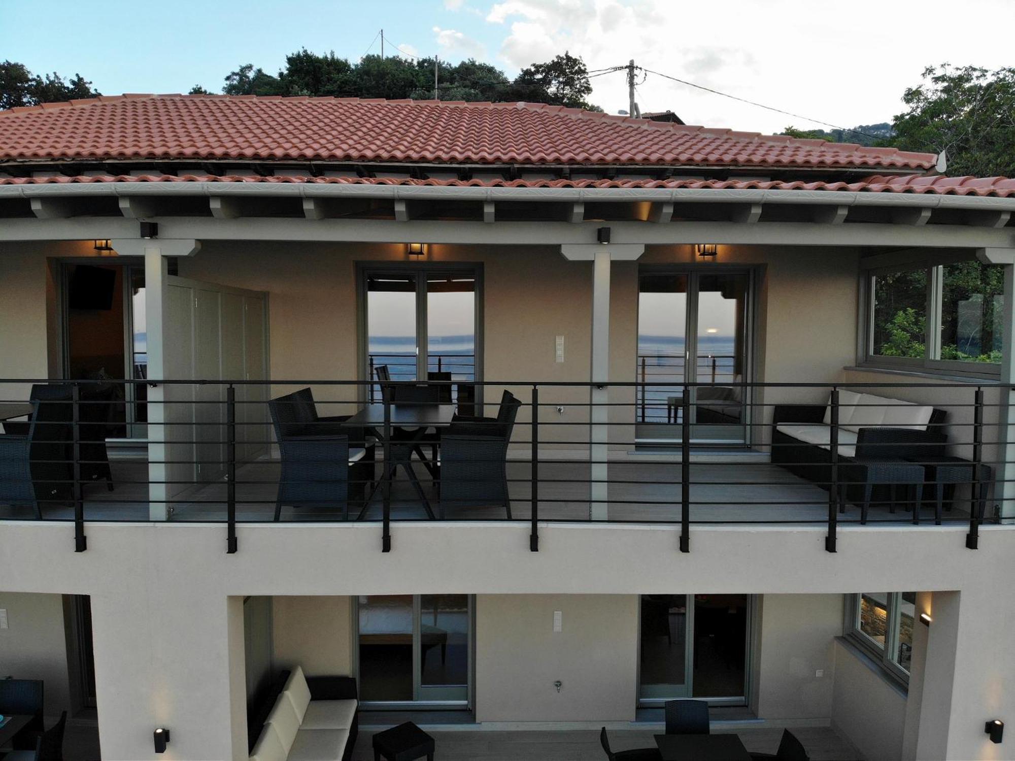Kallia Suites- Chorefto Rum bild